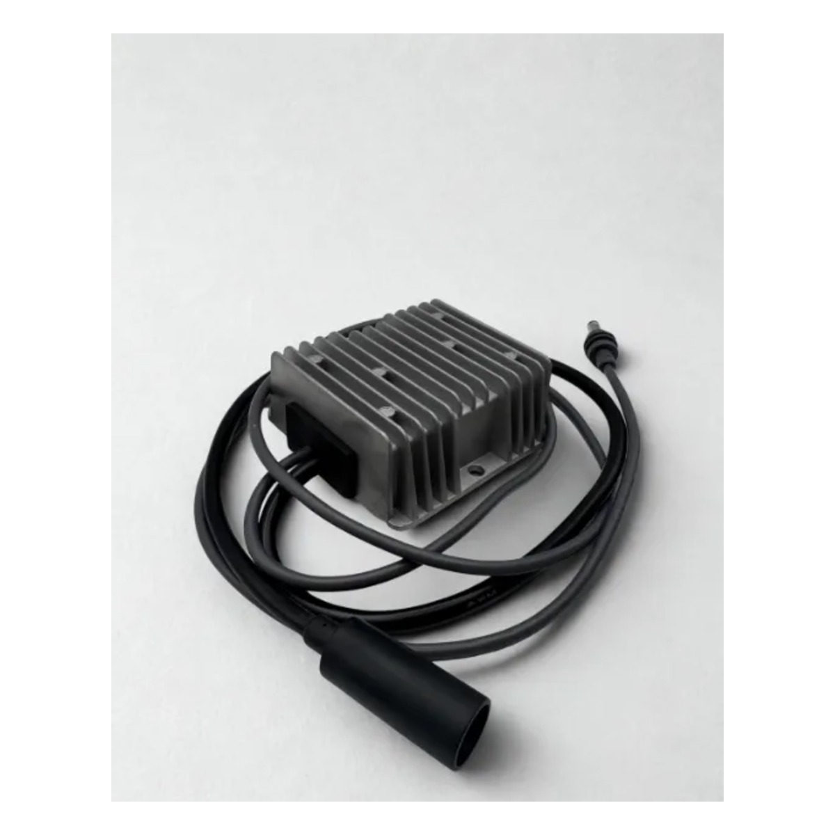 Ravion 12-24V DC power adapter for Starlink Mini and Ravion battery